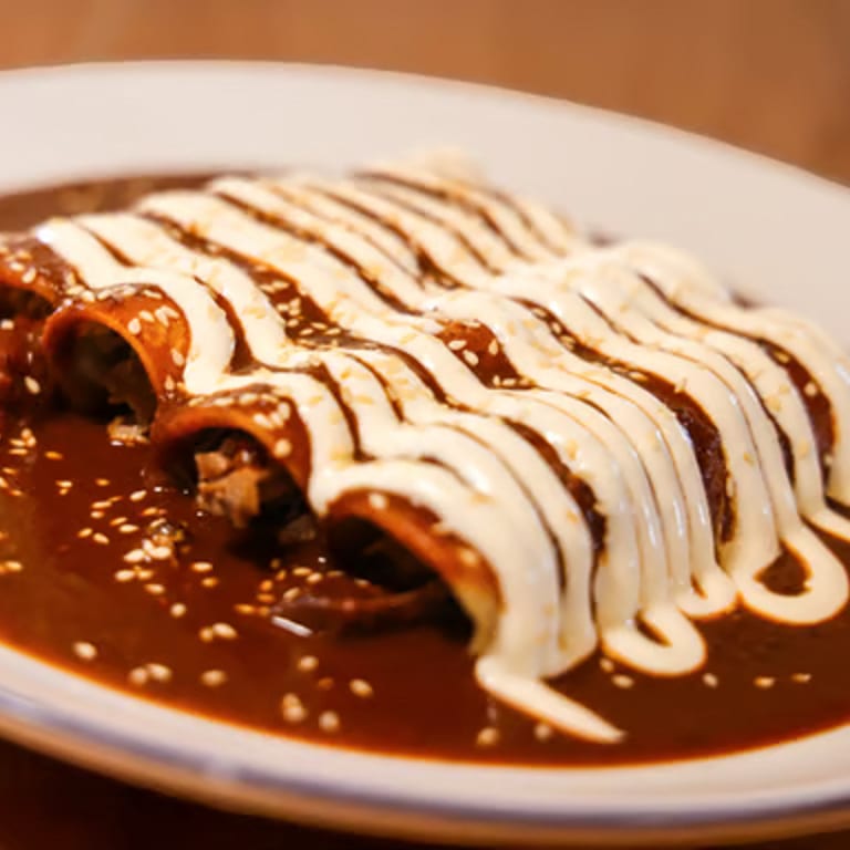 Savor Your Lunch with Us