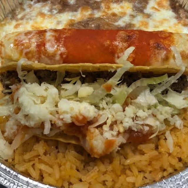 1. Enchilada y Taco Combo.