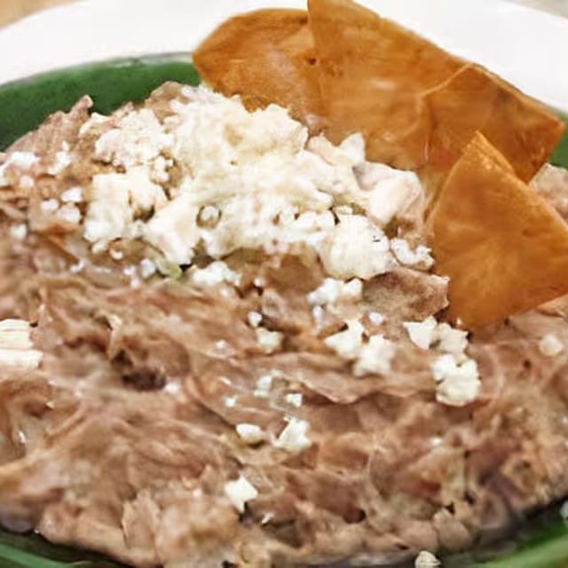 Lunch Frijoles Refritos.
