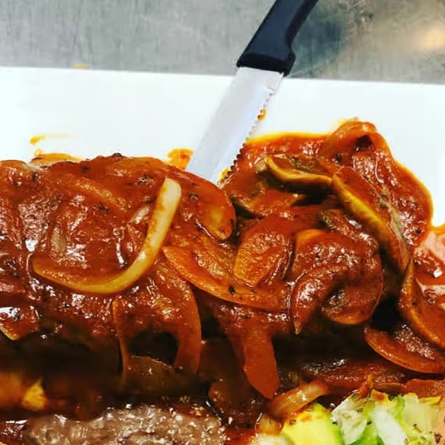 Bistec Montezuma.